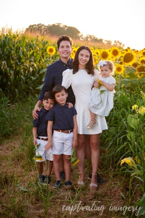 sunflower family portrait - Now booking sunflower sessions for a limited time