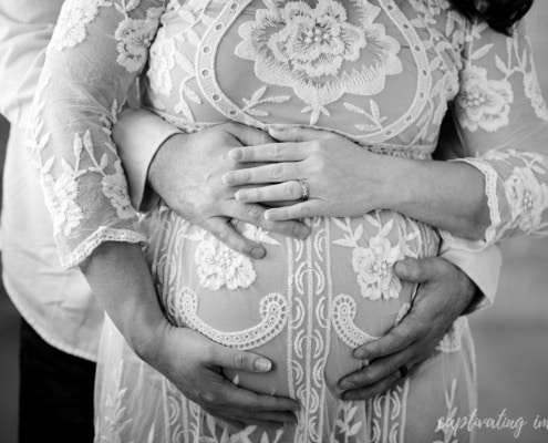 belly hands close up 1 - wexford family photography