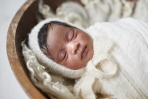 pittsburgh-newborn-photography-baby-in-basket