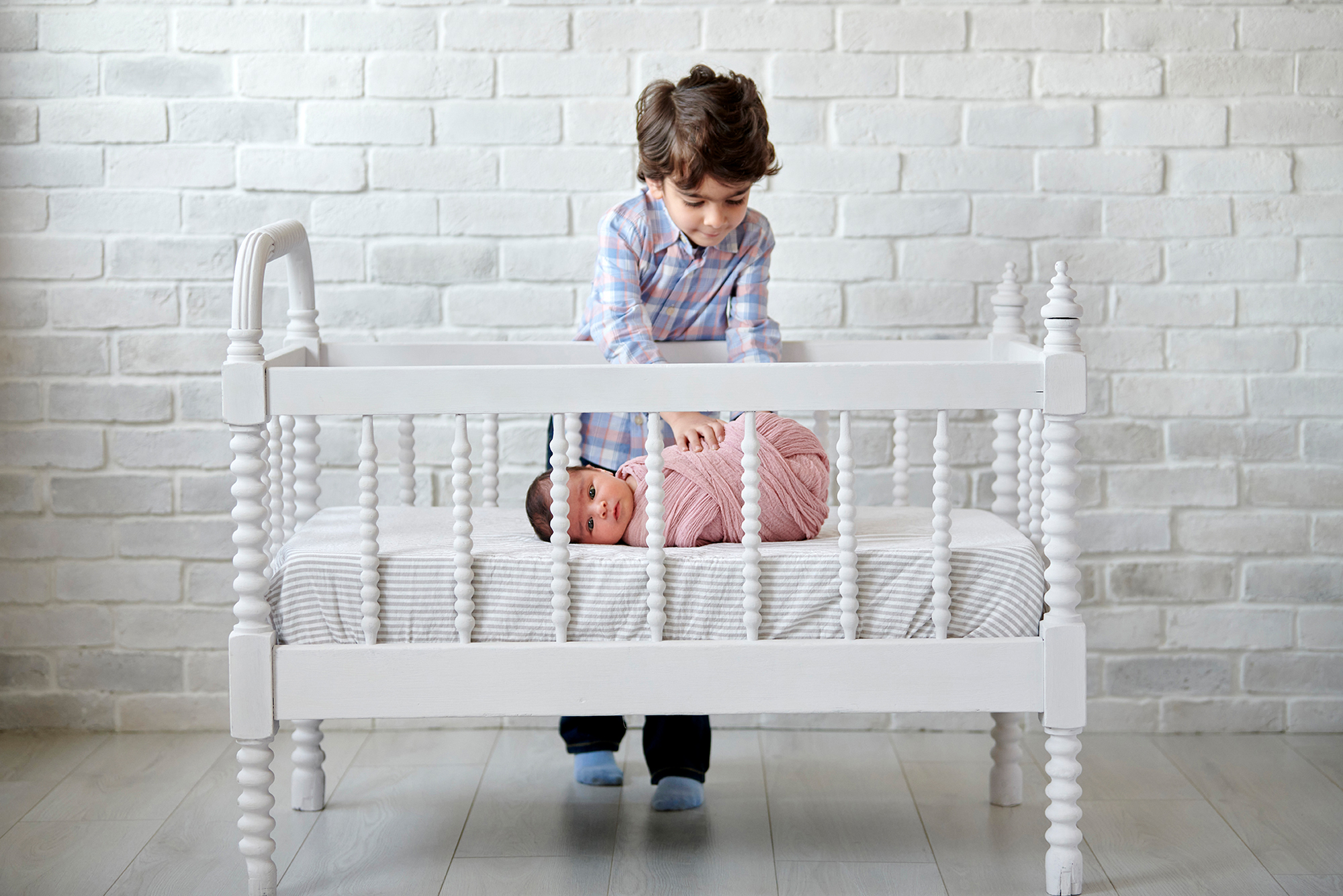 pittsburgh-newborn-photography-baby-in-basket